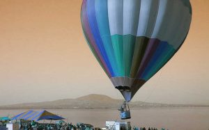 Hubungan-antara-Jumlah-Massa-Benda-pada-Ukuran-Volume-Tertentu Hubungan antara Jumlah Massa Benda pada Ukuran Volume Tertentu