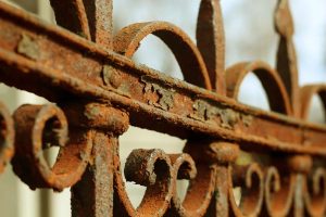 korosi-besi korosi besi